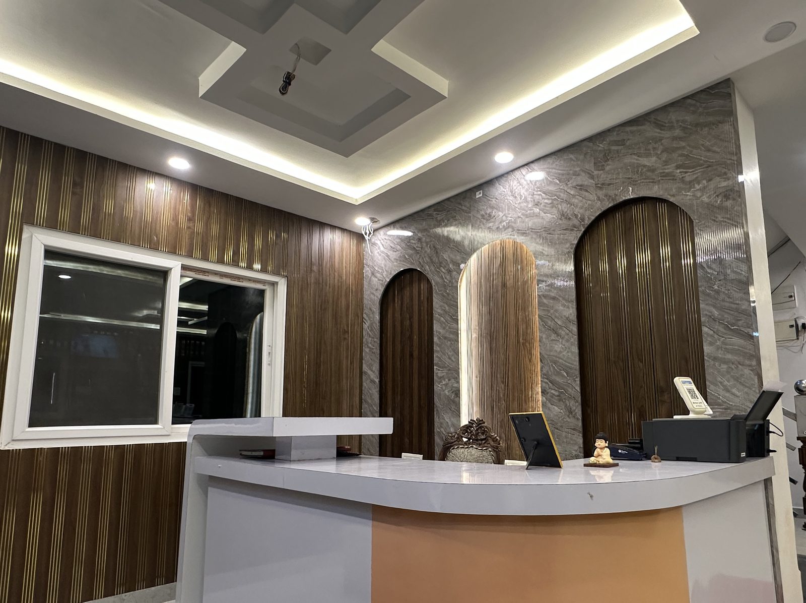 Reception desk at Hotel Niko International